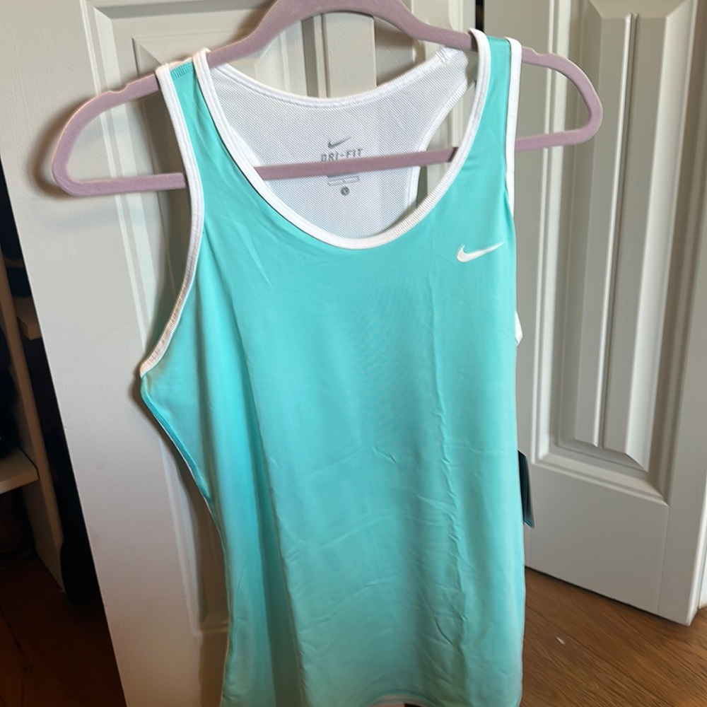 Nike athletic tank top size L